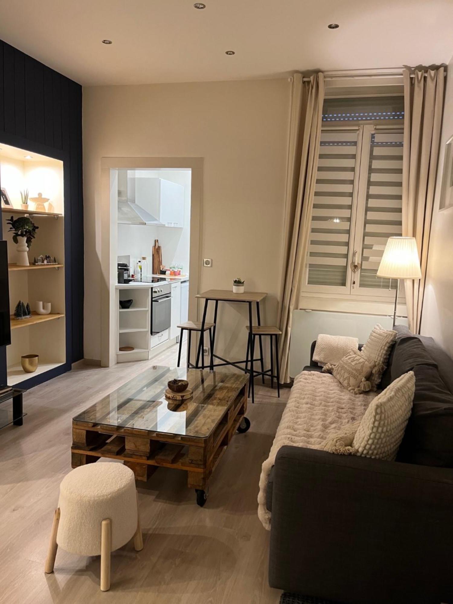 Appartement Le Bacchus - Hypercentre De Reims Extérieur photo